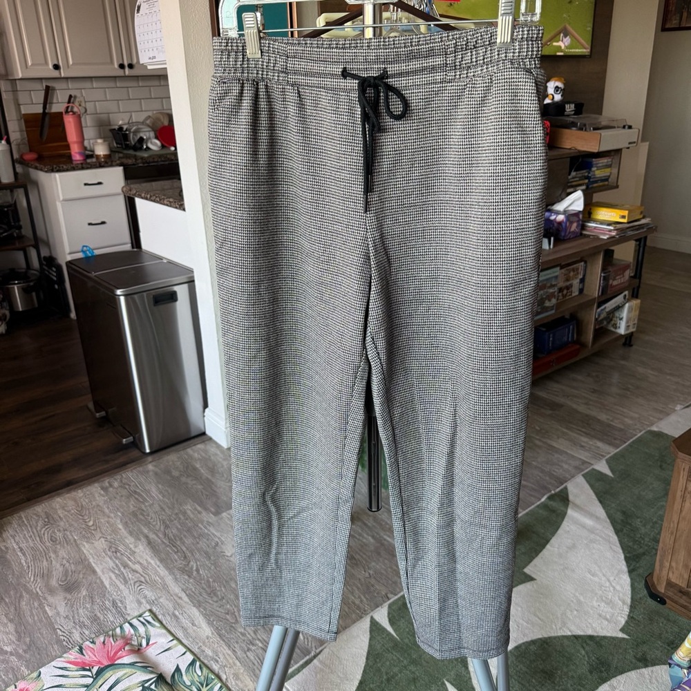 High Waisted Houndstooth Pants